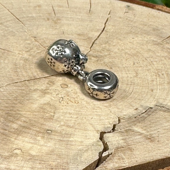 Pandora bracelet charm snowflakes with bow 925 sterling 925 ale - Picture 7 of 8